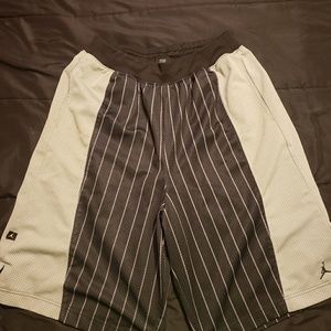 Jordan Basketball Shorts. Black/Grey